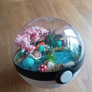 Pikachu, Glumanda, Bisasam oder Schiggy Handmade Pokémon Pokeball Terrarium. Pokemon, Pokeballs, geeky Geschenk. Kanto starters 12cm