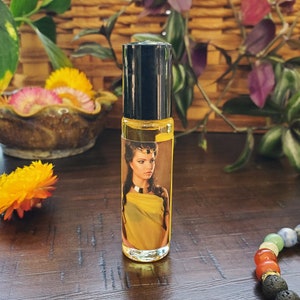 Egyptian Queen Perfume Oil by Shadow Scents