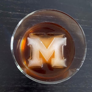 Molde para hielo personalizado con forma de letra y números, molde para hielo de 2 pulgadas, molde para hielo para whisky, cóctel, regalo para bodas, inauguración de la casa, día del padre, cumpleaños