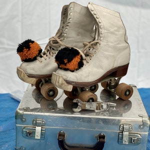 Vintage Chicago Roller Shoe Skates, Pat. 1914, Wooden Wheels, Original Metal Case, Skate Key, Key Lock for Case, Women’s Size 7 US