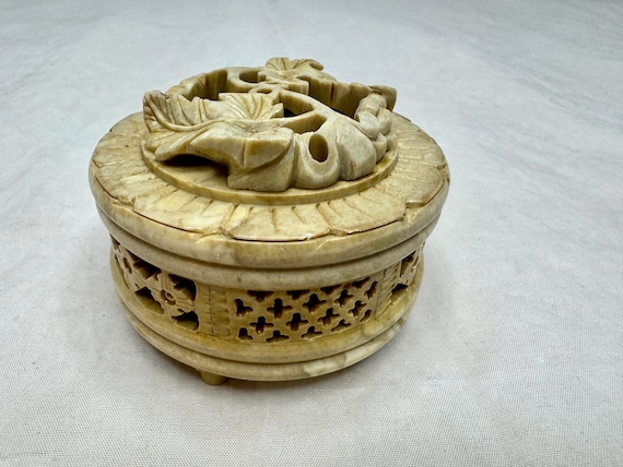 Vintage Artisan Carved Soapstone Trinket Box