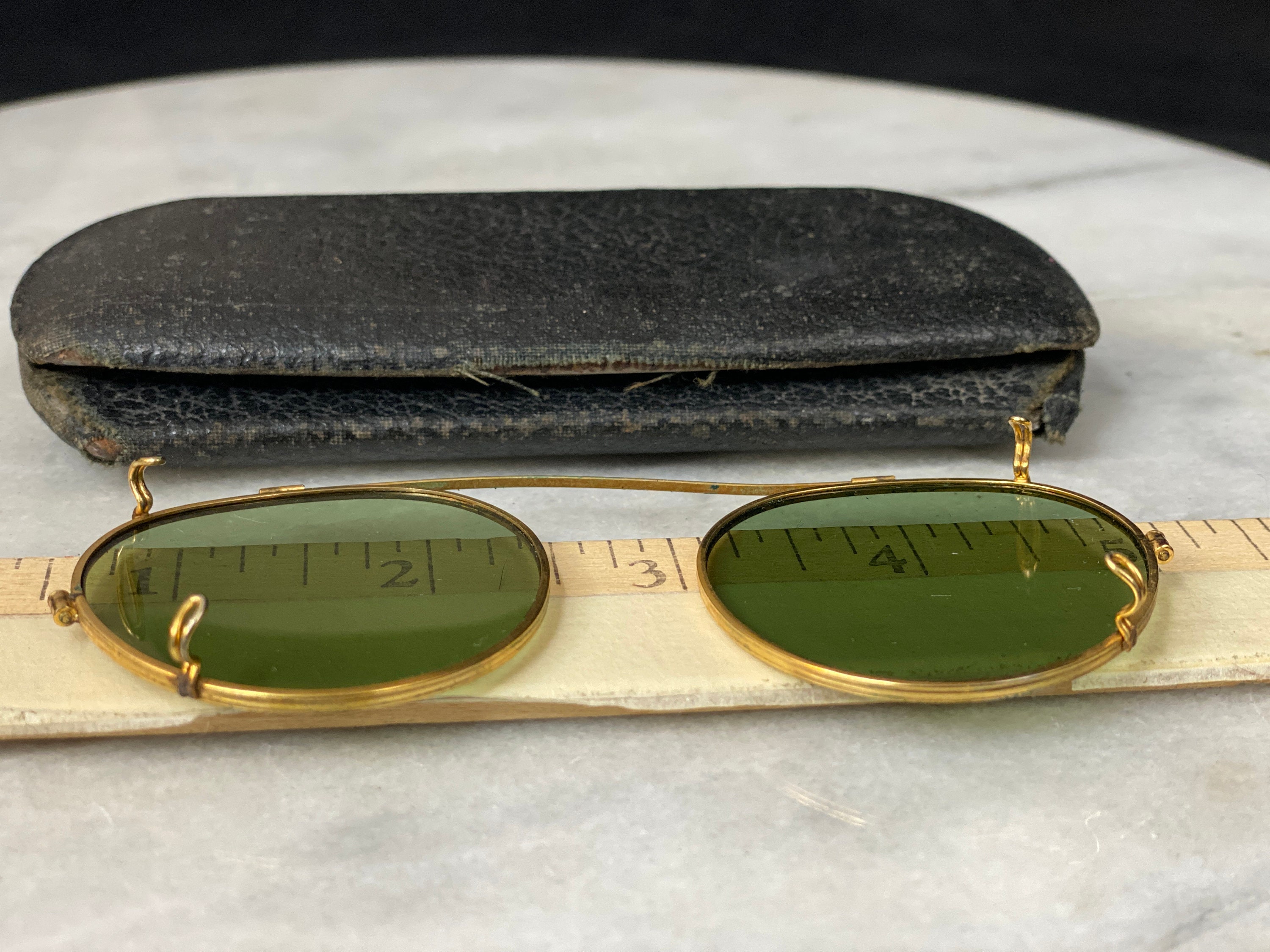 Vintage 1930s Gold Clip on Sunglasses, Green Lenses  display picture 2