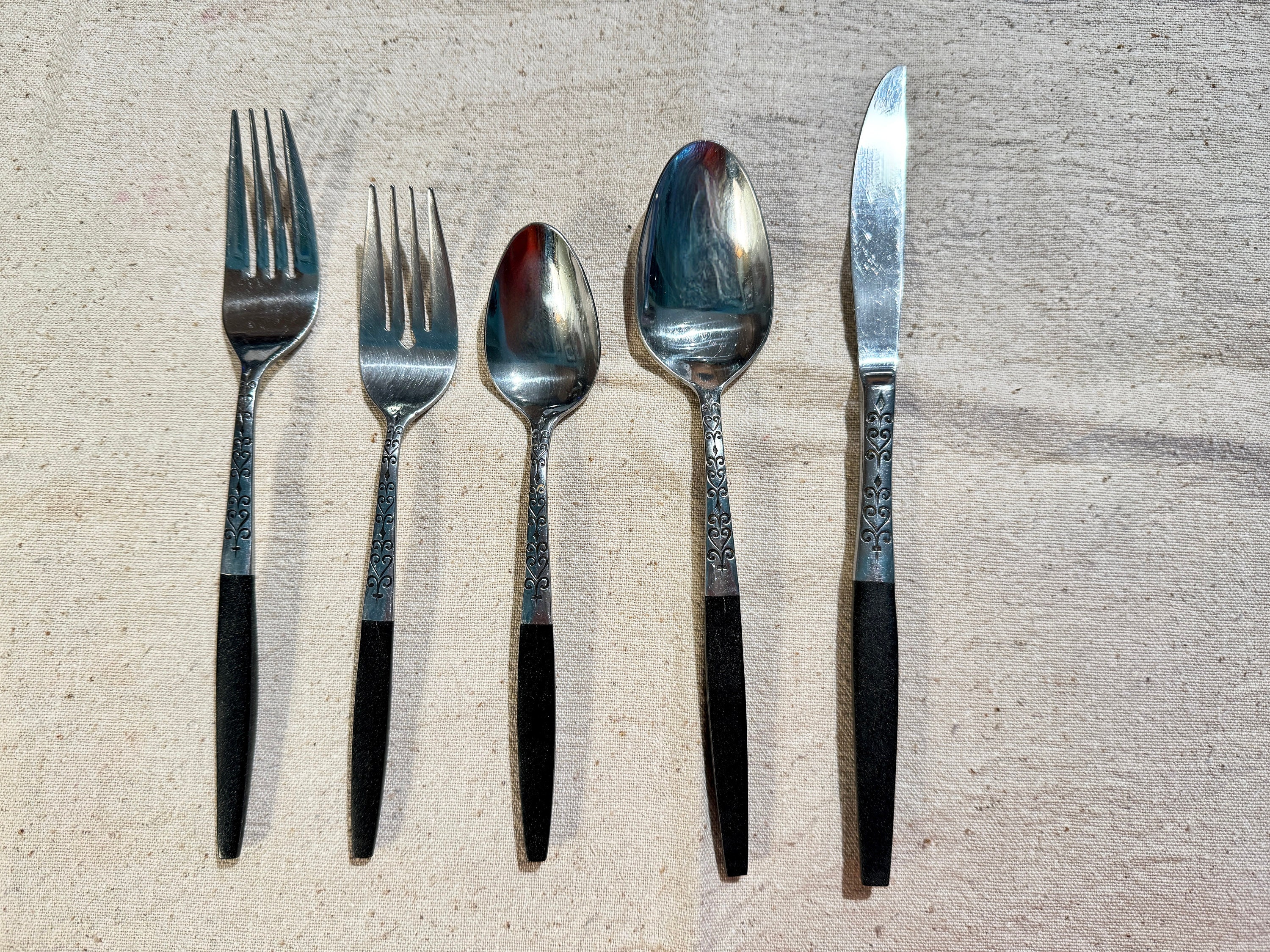 Cutlery Box Spoons - 63 For Sale on 1stDibs