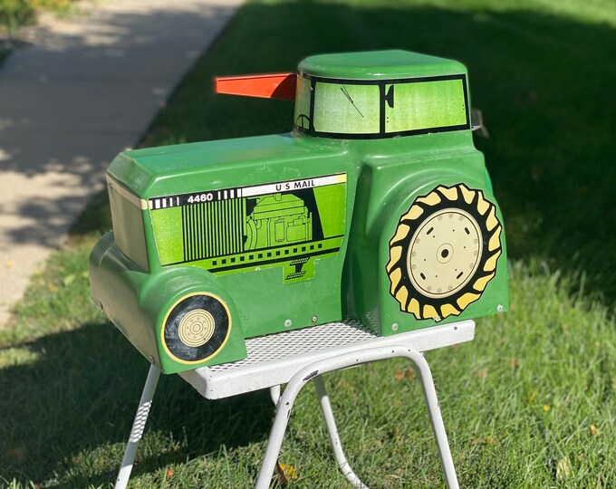 John Deere Mailbox, John Deere Tractor 4460 Mailbox, Distel Grain
