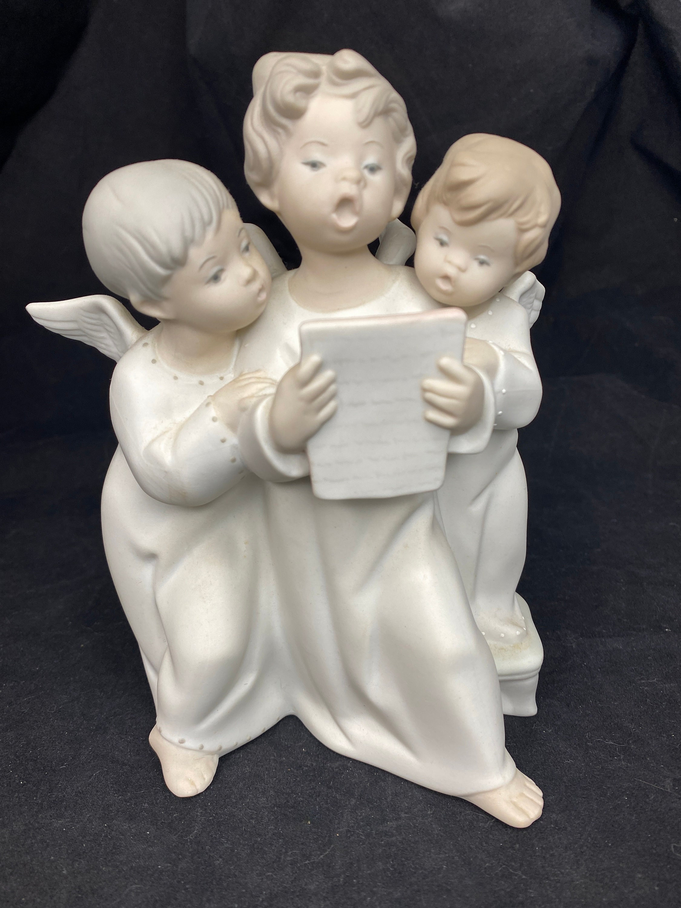 LLADRO リアドロ 4542 天使のコーラス Angels Singing 楽天市場】リヤドロ 天使のコーラス 聖歌隊 置物 01004542