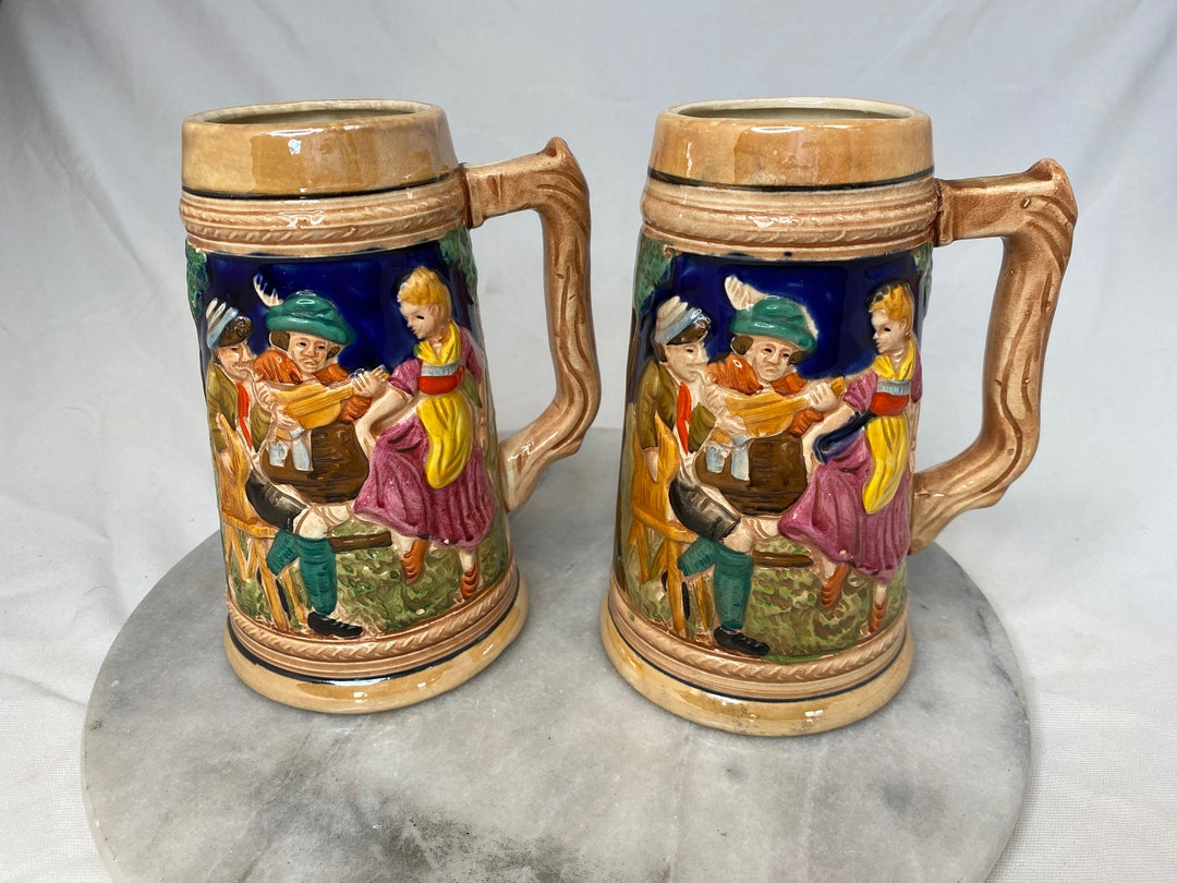 Set of Two RARE Vintage Wiesbaden Haus German Oktoberfest Souvenir Beer ...
