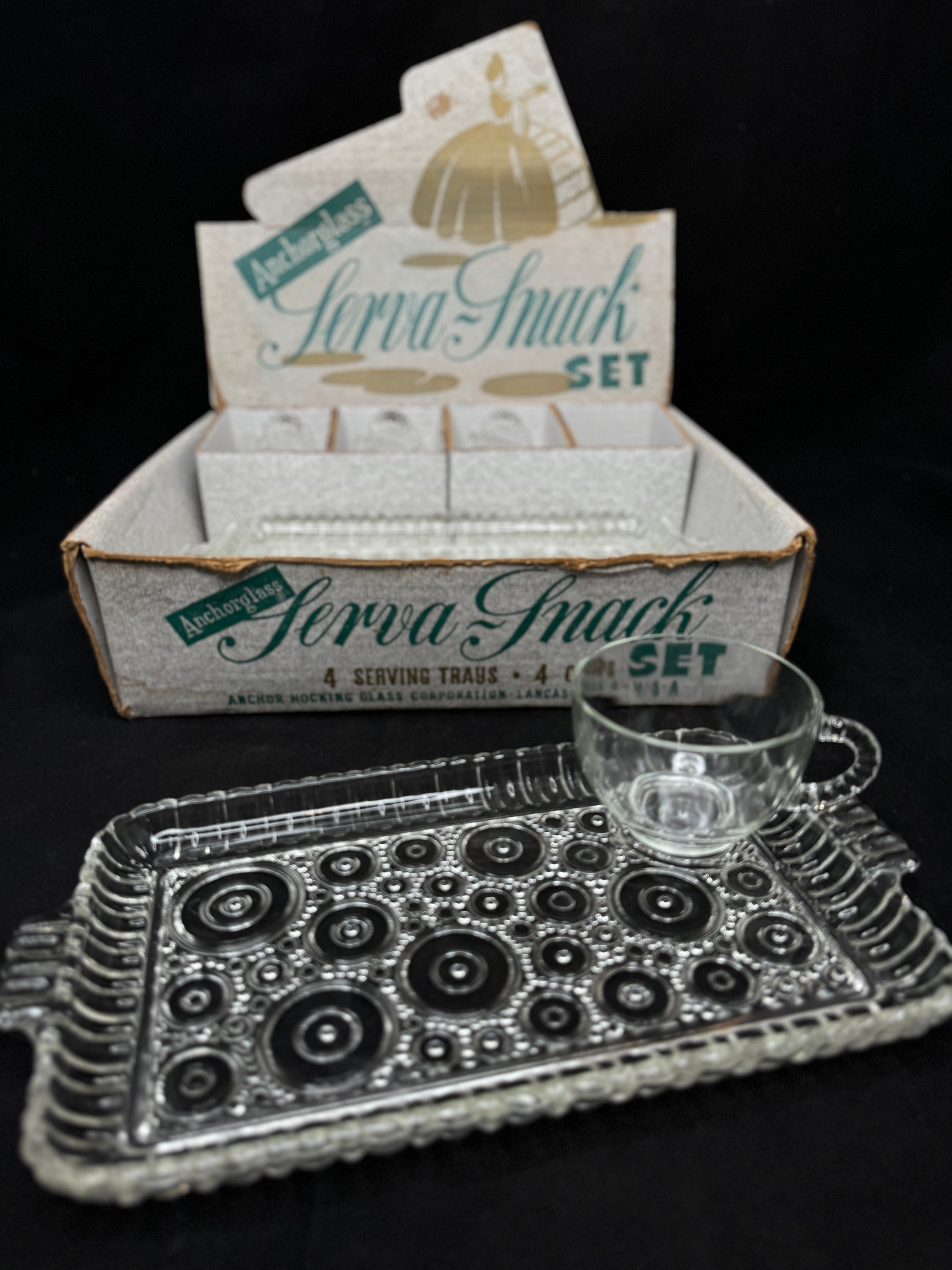 Vintage Anchor Hocking Serva-snack Set: 1950s Anchorglass