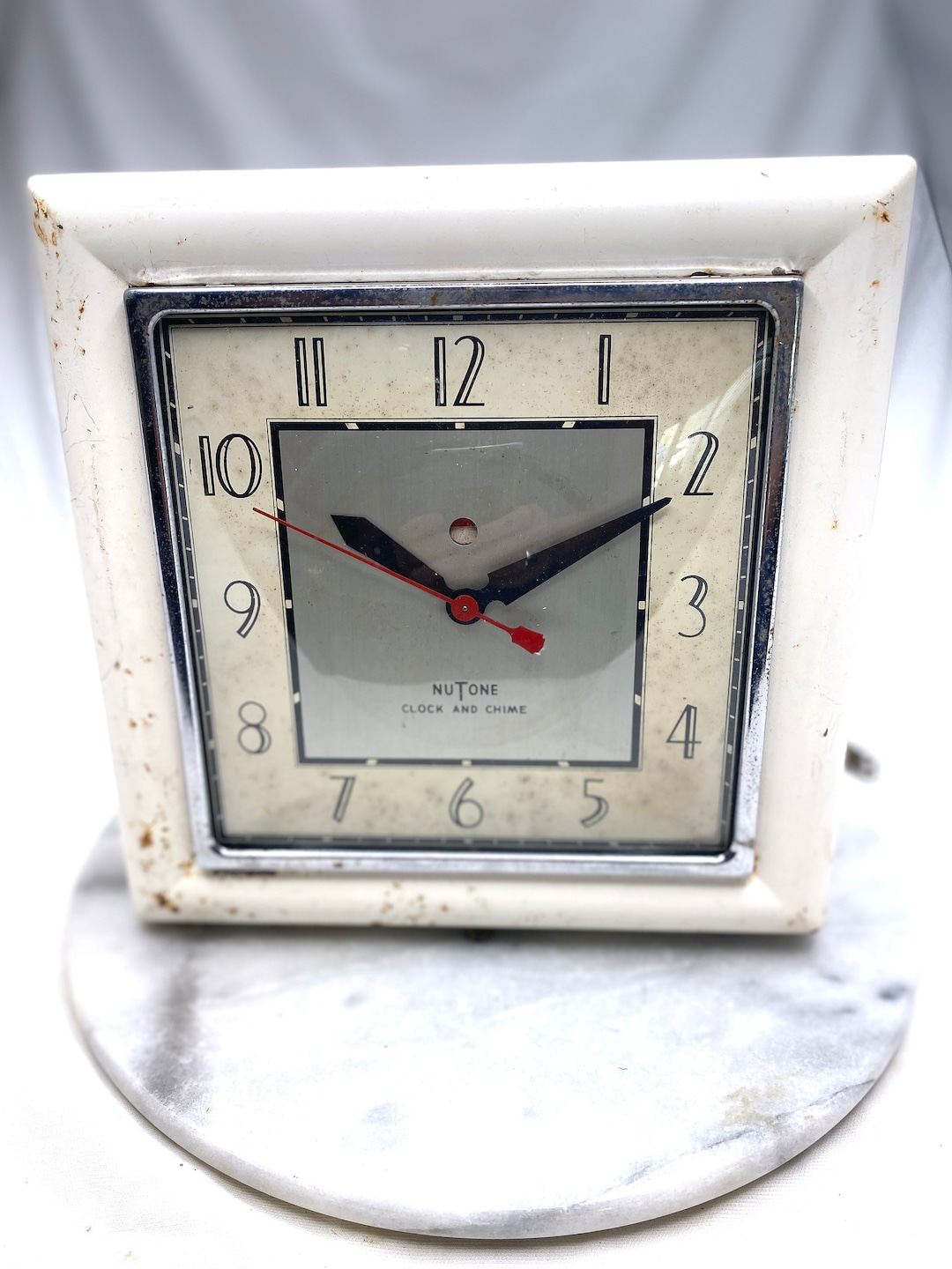 Antique Nutone Clock and Chime, Telecron red Dot Motor Movement, Works