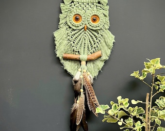 Suspension murale en macramé vert, hibou en macramé, animaux en macramé, hibou en macramé, déco chambre de bébé, cadeau pour enfants, art mural déco chambre de bébé, déco chambre de bébé garçon
