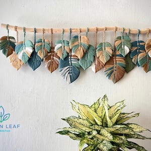 Macrame Leaf Wall Hanging: Boho Green Home Decor