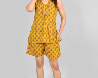 Handmade Mustard Yellow Floral print, Sleeveless Cotton Sleepwear for Women, 2-Piece Summer Shorts Set, Breathable 60x60 Cotton Lounge Set
