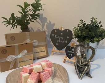 Handmade Coconut Ice Fudge Gift Box (200g - 800g) Letterbox Gift uk