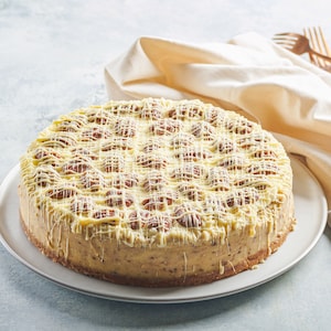 Gourmet Handmade Pecan Cheesecake | Creamy and Nutty Indulgence | Gift | Cheesecake | Pecan Flavored Cheesecake