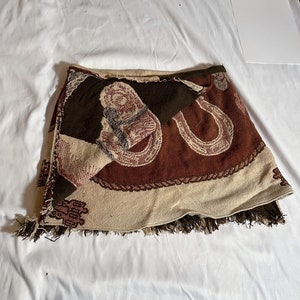 Horse Shoe Tapestry Blanket Skirt image 4