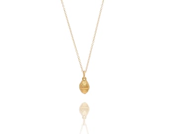 Collier pendentif gland en or vermeil 18 carats, cadeau pour amoureux de la nature, fait main au Royaume-Uni