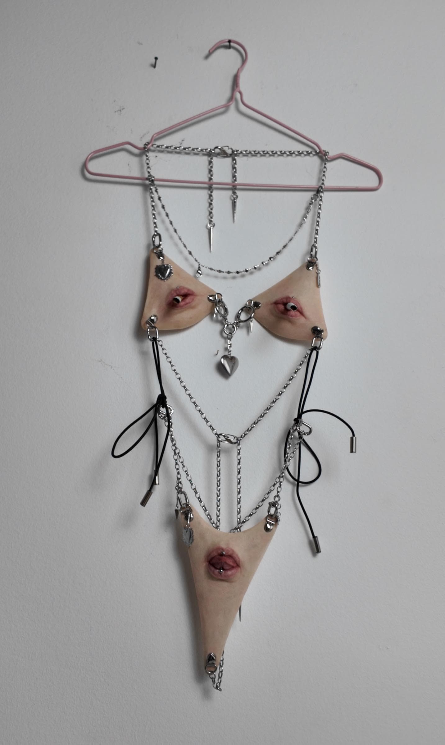 Conjunto de lencería único hecho a mano | Diseño de labios y boca | Silicona | Hecho a medida