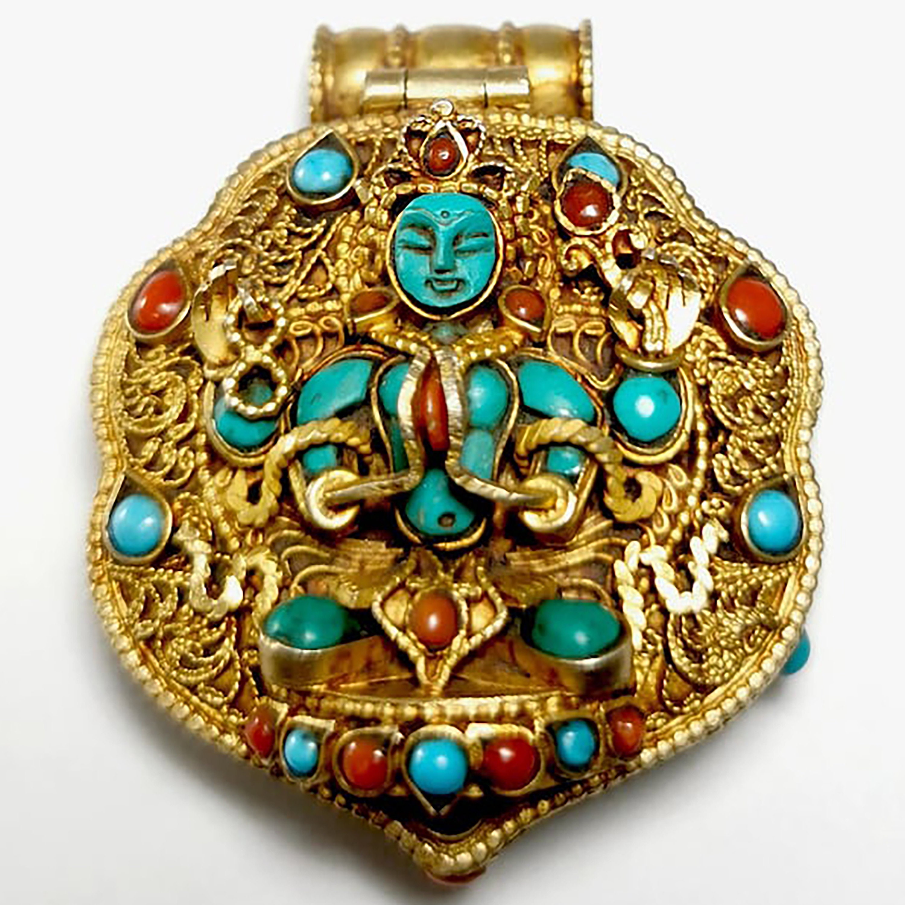 Tibetan Silver Ghau Pendant, Buddhist Prayer Box Amulet