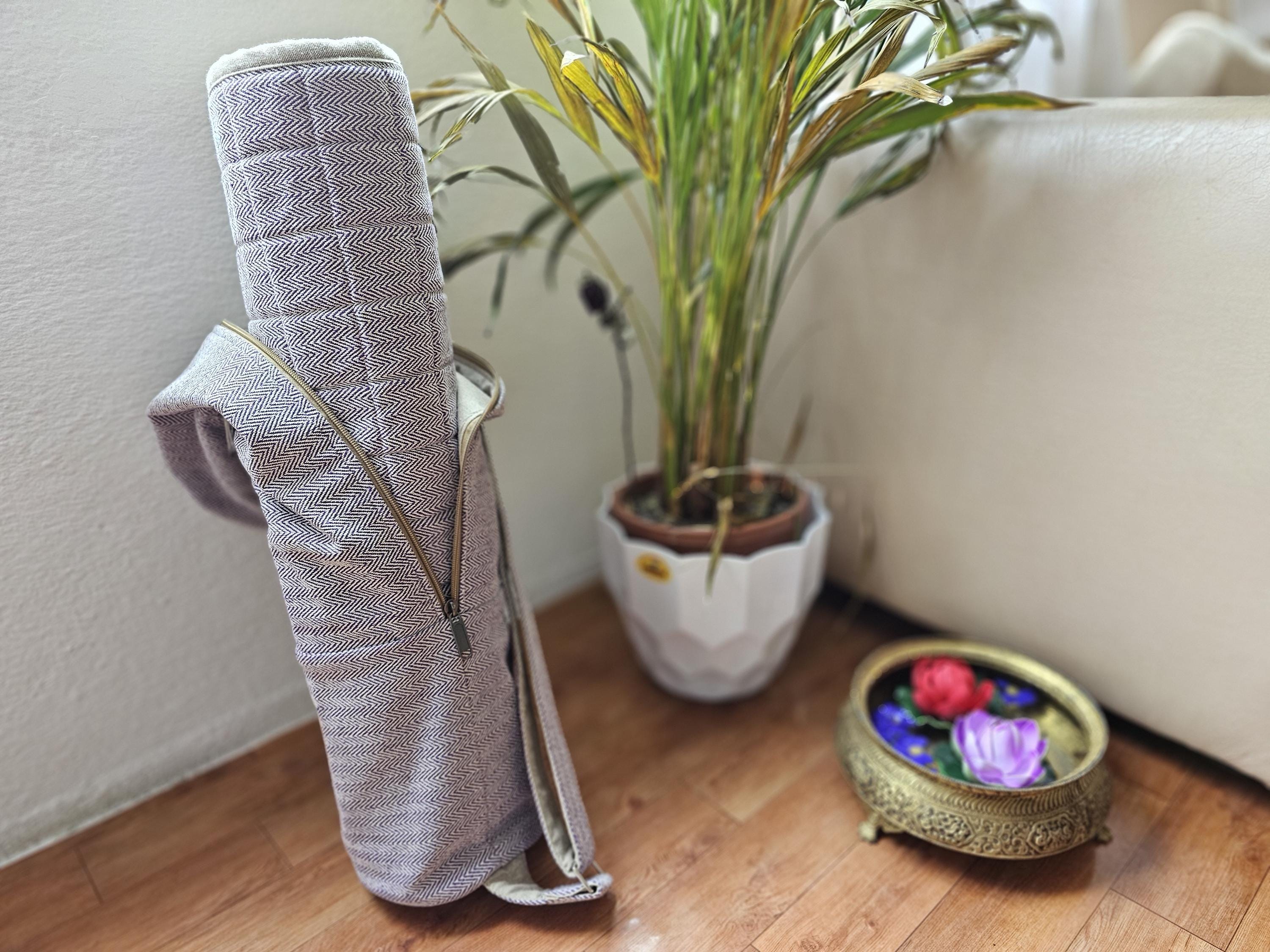 Yoga Mat (Hemp)ネパール産 ハンドメイド Wild Hemp Yoga Mat | Khali