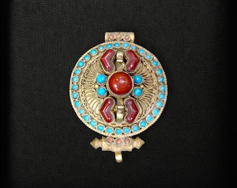 Tibetan Ghau Pendant, Buddhist Prayer box Amulet, Handcarved with DORJEE/VAJRA Design, Coral & Turquoise Stones Setting, Handmade in Tibet