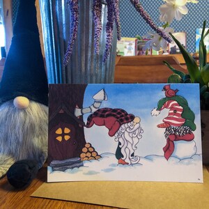 SnowGnome, Tarjeta de felicitación de bellas artes, Tarjeta Gnome, Interior en blanco, Tarjeta para todas las ocasiones, Tamaño A9, Tarjeta de felicitación ilustrada a mano, Tarjeta de Navidad