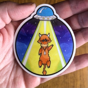 Friendly Abduction Sticker, Highland Cow Sticker, Vinyl Sticker, Water Bottle Sticker, Laptop Sticker, Waterproof Sticker, Alien Sticker