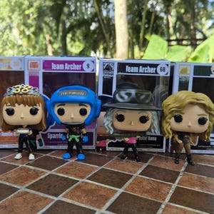 Custom POP Figure with Box – 3D-Designed, Hand-Painted, Personalized Unique Gift