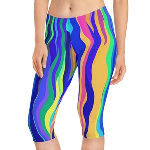 Women&#39;s Serene Waves Capri Leggings  (Pair them with our matching Top)