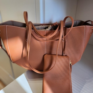 Die erste Schicht Lederhandtasche Die große Kapazitäts-Einkaufstasche Ledertasche Pendler-Modetasche