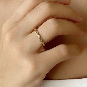 Anello intrecciato in oro massiccio 14k, fede nuziale sottile intrecciata con corda d&#39;oro, anello di promessa intrecciato in oro massiccio 14k, regalo di Natale