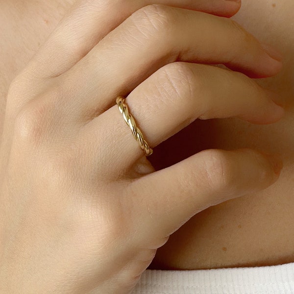 Gold Twist Ring Etsy