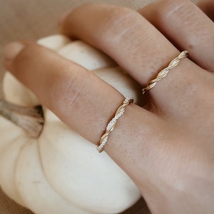 Anello intrecciato in oro vero 14 carati, fede nuziale in oro 14 carati, gioielli in oro massiccio, anello in oro massiccio, regalo di nozze, regalo di San Valentino, gioielli in oro 14 carati