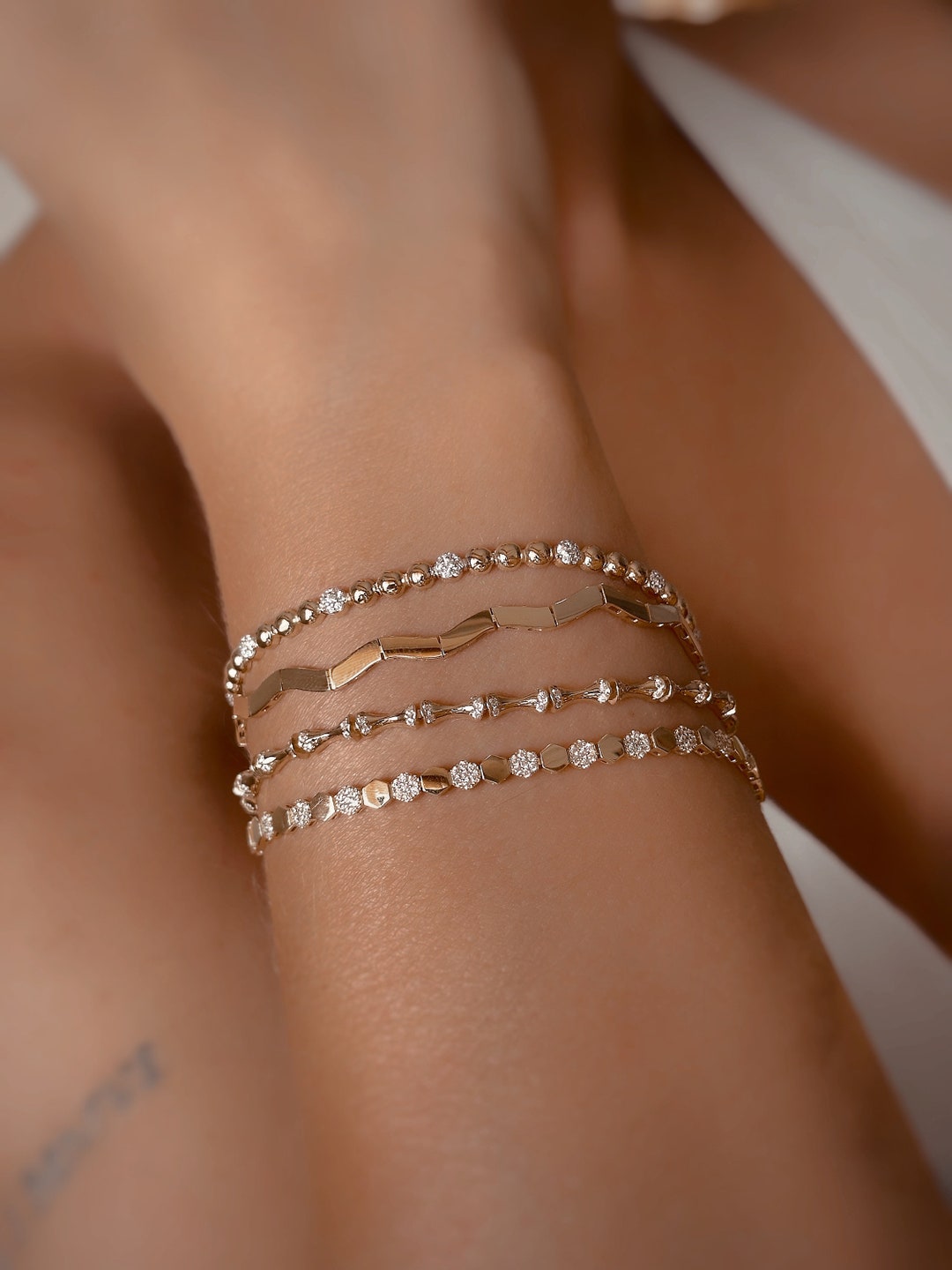 ROUSSEAU WAVE BRACELET, GOLD METALLIC