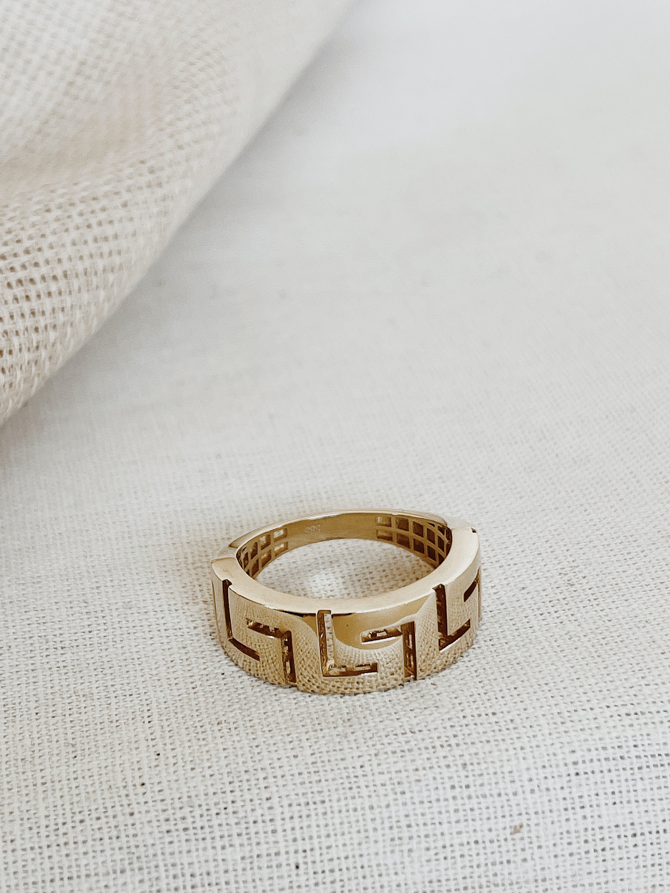 TEMPLE OF THESUN★Meander Ring Gold リング ギリシャキー指輪 Meander Ring Enamel Gold Vermeil – Temple of the Sun Jewellery