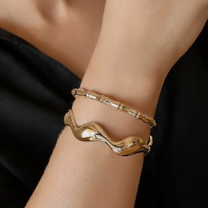 14K Solid Gold Wavy Cuff Bracelet, 14K Real Gold Zig Zag Bangle, Geometric Bracelet, Wedding Jewelry, Valentine&#39;s Day Gift, S Cuff Bangle