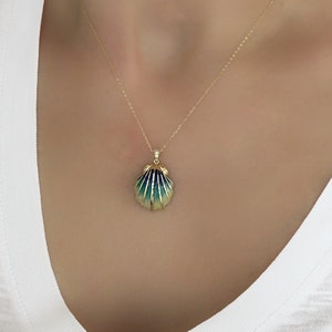 14K Solid Gold Seashell, Solid Gold Oyster Shell Necklace, Seashell Jewelry for Women, Mother&#39;s Day Gift, Valentine&#39;s Day, 14k jewelry, gift