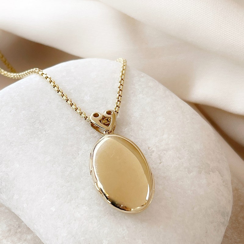 Violetta 14K Yellow Gold Heart Locket Shane