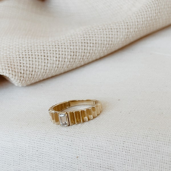 14K Vintage gemusterter 14K Goldring, echter 14K Goldring, 14k Solid Gold Iconic Dome Ring, Hochzeitsband, Geschenk für sie, Jubiläumsgeschenk