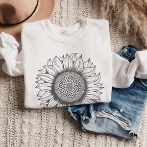 Sunflower Sweatshirt, Flower Sweatshirt, Women&#39;s Fall Sweatshirt, Floral Long Sleeve Crewneck, Gift for Gardener, Boho Cozy Sweatshirt