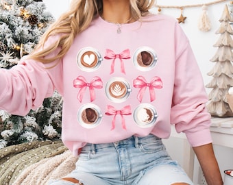 Kokette Kaffee Sweatshirt, Kaffee-Liebhaber-Geschenk, Kokette Ästhetik Trendy Sweatshirt, rosa Bögen Gemütlicher Winterpullover für Frauen, Latte Shirt