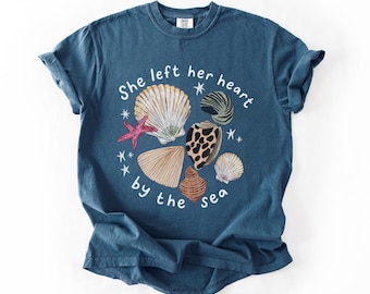 She Left Her Heart By The Sea Shirt, Cute Seashell Tee, Beach Aesthetic Shirt, Comfort Colors Summer Tee-Shirt, Coastal Cowgirl Shirt