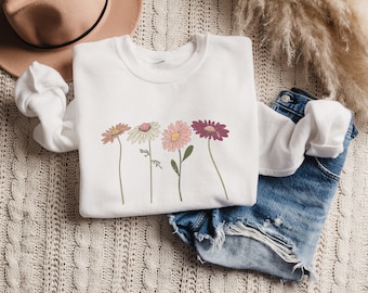 Wildflower Sweatshirt, Boho Floral Sweatshirt, Cottage Core Aesthetic Crewneck, Cottagecore Sweatshirt, Vintage Flower Sweater, Gift for Her