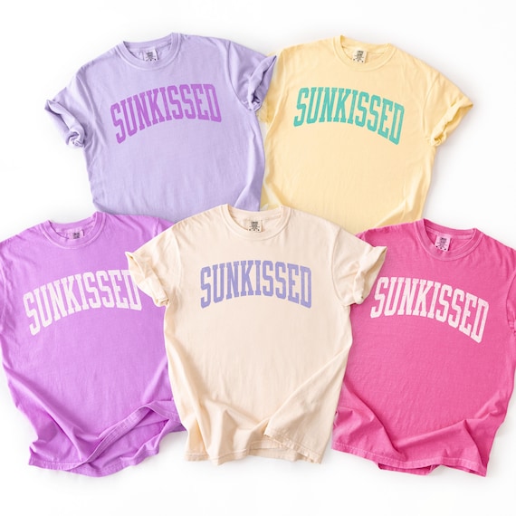 Custom Comfort Colors Sunkissed Tee, Retro Summer Tee-Shirt, Women's Varsity Style Beach Tee, Trendy Vacation Shirt, Beach Lover Gifted