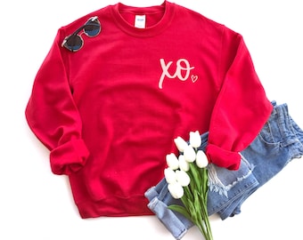 XO Heart Sweatshirt, Valentine Sweatshirt, Valentine's Day Apparel, Valentine's Day Gift, Gift For Her, XOXO Sweatshirt, Love Sweatshirt