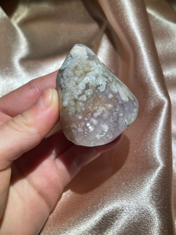 フラワーアゲートアメジストフレーム：ドゥルージークリスタル（100