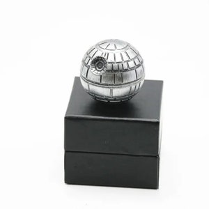 Death Star Starwars Grinder with 4 layers Herbal / Grinder / Accessories / Star Wars / Darth Vader image 1