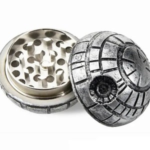 Death Star Starwars Grinder with 4 layers Herbal / Grinder / Accessories / Star Wars / Darth Vader image 2