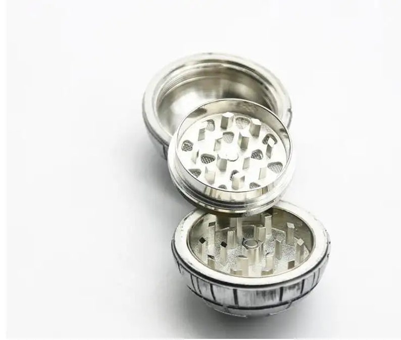 Death Star Starwars Grinder with 4 layers Herbal / Grinder / Accessories / Star Wars / Darth Vader image 6