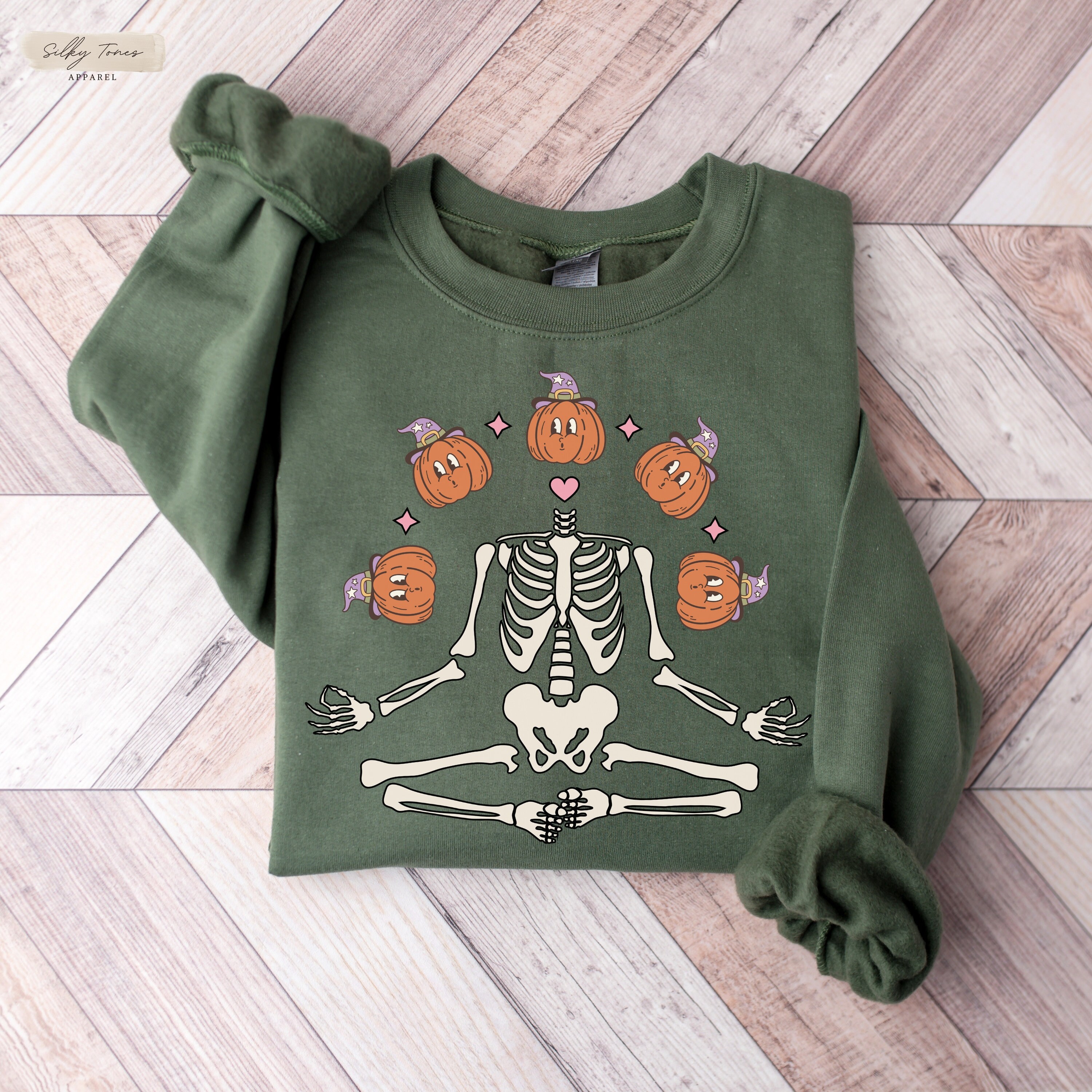 Cute Halloween Yoga Sweatshirt for Women, Retro Yoga Skeleton Crewneck, Yoga Lover Halloween Gift, Yoga Pumpkin Sweater, Spooky Pullover