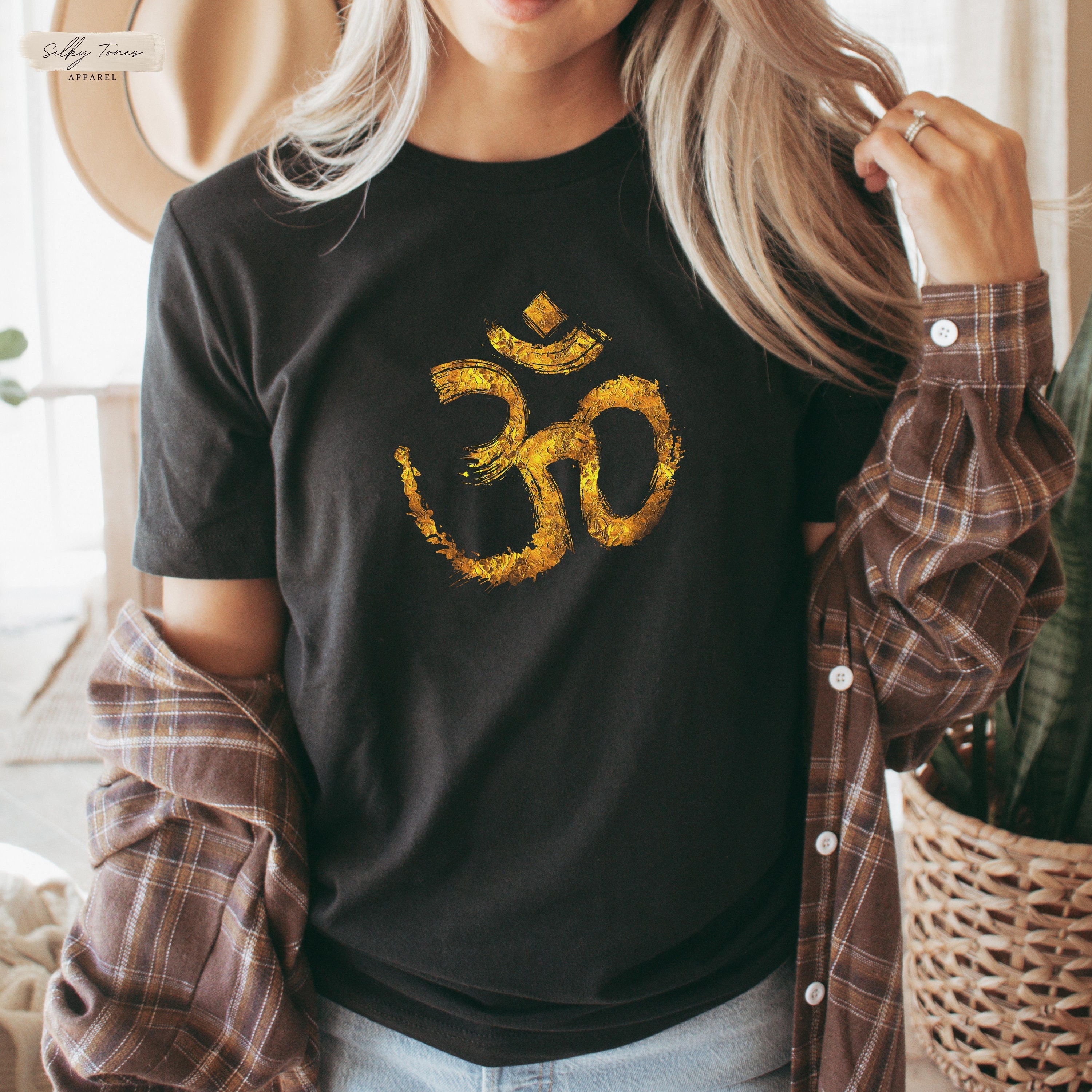 Gold om yoga shirt for woman, om shirt gold, meditation shirt, spiritual shirt, yoga clothes, yoga gifts, yoga lover shirt, gift for yogi