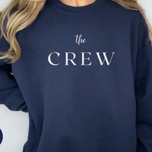 Sweatshirts JGA Bride & Crew simples et modernes pour femmes, sweat-shirt mariée, cadeau de mariage pour les mariées, pull mariée, col ras du cou de fiançailles image 10